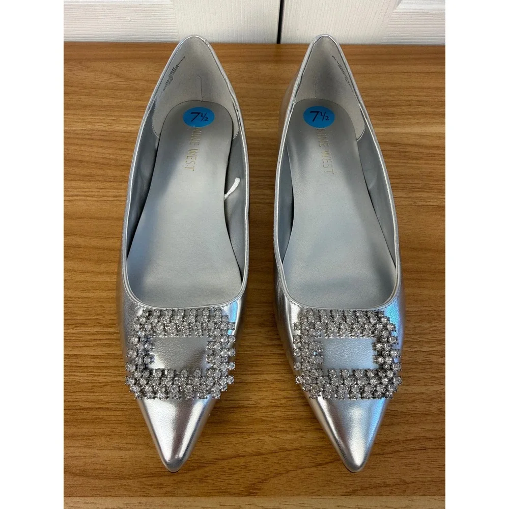 Nine West Silver Metallic Rhinestone Buckle Pointed Toe Flats Size 7.5